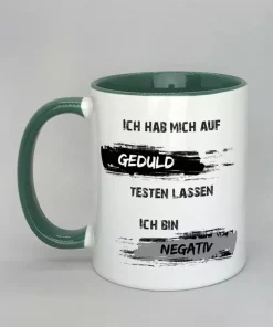 Spruchtasse Geduldstest Innenseite dunkelgrün