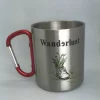 Metalltasse mit Karabiner
