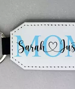 Personalisierter Leder Schlüsselanhänger MOM blau