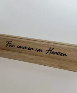 Bilderhalter aus Holz mit Aufdruck