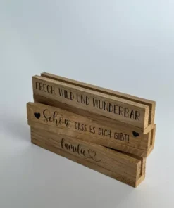 Bilderhalter aus Holz mit Aufdruck